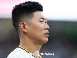 '선발 출격' 송성문, 끈질긴 승부 끝에 볼넷 출루→만루 찬스 이어갔지만... 팀 타선 2안타 침묵에도 'SD 2-0 승리'