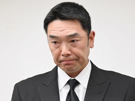 '딸 폭행→신고' 아베, 자진사퇴 "요미우리 더럽혔다" 오열... 이승엽 거취 초미의 관심사