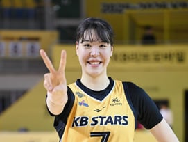 '총액 5억' 여자프로농구 연봉 '퀸' 주인공은... '1억 이상 총 29명'