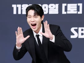 손태진, 웹예능 '짠한형' 서울대 동문 고우림·조민규과 입담 과시