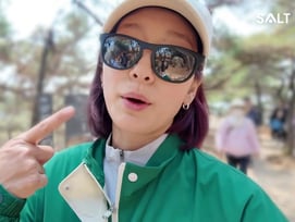 임산부 체력 맞아?..박신혜, 배용준 가족과 여행→등산까지 '튼튼' [스타이슈]