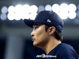"김하성 역사상 최악의 FA, ATL 농락했다" 연봉 308억인데 '타율은 0.068'... 'FA 3수'는 허황된 꿈이 될까