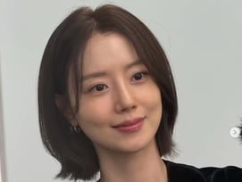 '새댁' 문채원, 결혼식 후 올린 인사..불교 명언으로 대신