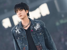 'JIN REIGNS BRUSSELS' 방탄소년단 진, 초특급 라이브..벨기에 달궜다!