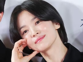 '이적' 송혜교, 알고 보니 스타일리스트 남편과 동행..사석에서도 친분 [스타이슈]