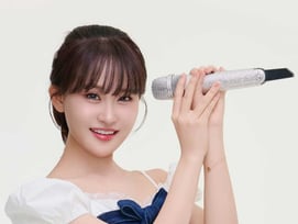 '트롯 요정' 김다현, 싱어송라이터 변신..정규 4집 '이모티콘' 발매