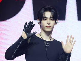 나우즈 현빈 '오늘 컴백했어요'[★포토]