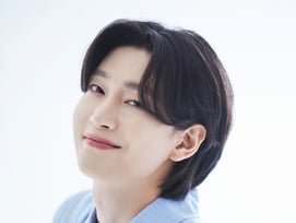 김용빈, 첫 단독 콘서트 '세레나데' 티켓 오픈 동시 전석 매진.."강력한 티켓 파워"