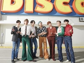 "코로나 시대 햇살같은 위로 안기고 K팝 역사 새로 쓰다" 방탄소년단 다이너마이트 벌써 6주년[K-EYES]