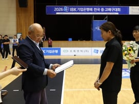 '3년 연속 1R 배출' 중앙여고가 끊이지 않는 이유, "연습 때 안 한 건 시합에서 절대 안 나와" 장윤희 감독의 '독한 디테일'에 있다