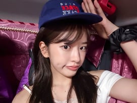 아이브 안유진, '우주떡집' 2호점 접수..서빙→신메뉴까지 만능 활약