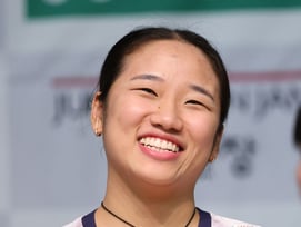 "안세영, 역대 최고가 되는 길 걷고 있다" 우승 너무 많아 랭킹 산정서 빠진 성적까지 있다... 100주 연속 세계 1위에 '외신도 찬사'