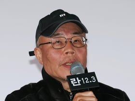 답변하는 '란 12.3' 이명세 감독[★포토]