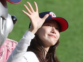 [포토] 윤아 '소녀시대 대표로 왔어요'