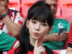 [포토] 카리나 '이 응원 에스파 스타일'