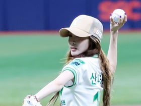 [포토] 2NE1 산다라박, 꼴찌에게 보내는 갈채