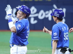 [포토] 최형우 '엄지척이 느껴져'