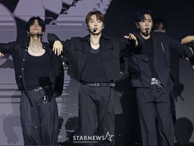 SF9 '진지한 컴백 무대'[★포토]