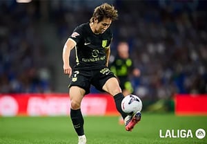 “El cruce de Lee Kang-in fue excelente”, suspiró el entrenador Hwang, quien lamentó el “silencio decepcionante” en la primera mitad del partido contra el Real Sociedad.