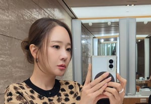 Soo Yoo-jin treats staff to '1 don of gold', reveals luxurious kitchen: "The atmosphere has changed"