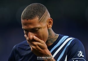 "UEA Tides Turn!" Abandoned Richarlison Heads to Former Mentor... Clash with Coach → Excluded from EPL Squad → Al-Ahli in Contact "Negotiations Underway"
