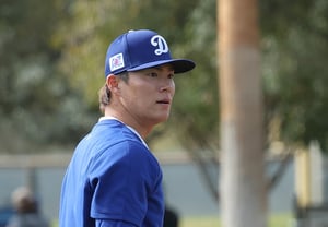 "Parts are good, but they don't connect." A 178cm Japanese pitcher Yamamoto throws at 159 km/h... Why can't larger Korean pitchers convert their strength into velocity? [How to create a 160 km/h pitcher (Part 2)]