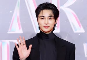 Var Woo-seok's side announces legal action for serious privacy violations... "Visited manager's home"[Full text]