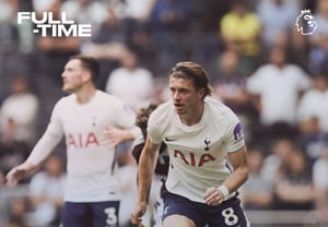 Another loss, five-game winless streak: "Tottenham has the ability to inflict new pain on fans" — harsh criticism... Blocked by Japanese goalkeeper, Villa defeats Tottenham 3-2
