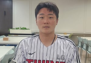 'Power is real': 180 km/h bullet hit → 140m super-sized game-winning blast, emotional Jamsil big boy: "It could have changed, but I am so grateful"
