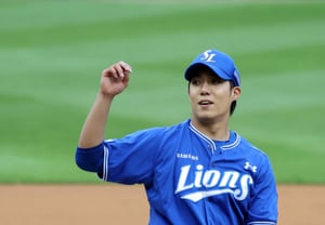 '4:1 became 4:13' Samsung's great disaster! Won Tae-in shocked by 9 runs allowed and pulled from the mound → Lotte explodes for 10 runs in the 4th inning, putting even 2nd place on high alert