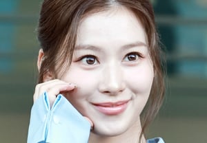 TWICEのサナ「いつもラブリー～」 [★フォトブック]