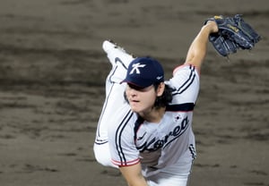 [フォト] 「5イニング無失点を続ける」クァク・ビン