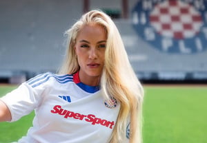 Even after taking off the uniform and captivating 16 million fans, “Look at my play, not my face or figure”... Female soccer star’s social media power ranks in top 5