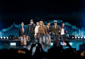 「水中から宇宙へ、最後は炎の中へ」防弾少年団が『4曲BTS世界』..海外評論家のレビュー [K-EYES]