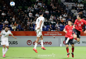[フォト] 止めるなら止めてみろ！サウジ戦2点目 キム・ミョンジュン