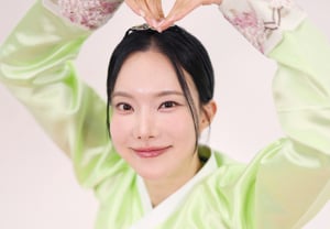 'Newlywed' Kim Na-hee's First Chuseok After Marriage: "Healing Holiday with Husband and In-laws" [Hanbok Interview ①]