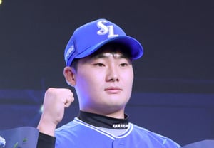 [Photo] Lim Young-joo in a Lion uniform for the 2nd round