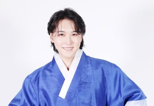 Sung-min, tái ngộ với fan sau 10 năm vắng bóng.."Nếu nói không khó khăn thì là nói dối" [Phỏng vấn hanbok①]