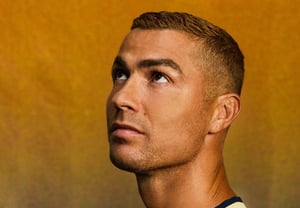 "He tried to kill me with a shotgun": Ronaldo, shocked by retirement pressure, makes controversial remarks: "I need to score 1,000 goals"... 'National team extension' declaration becomes more uncertain