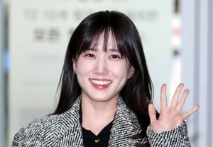 パク・ウンビン、スターランキング女優2位..しっかりしたファンダムを証明