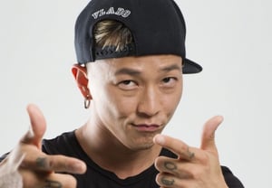 Pop Hyn Jun Discloses Assets: "Three Buildings, Four Supercars... Bought Through Dancing" [Dakter Shin]