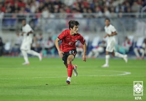'Not Selected for Asian Games → Emotional A-Team Debut' Kim Min-su: "It's Like a Dream... I Will Keep Proving Itself" [Suwon Field]