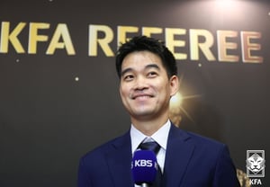 [Official] Seven Korean referees, including Kim Jong-hyuk and Kim Woo-sung, confirmed to participate in next year's Asian Cup