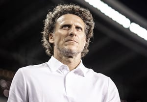 Was the loss to Japan so regrettable? Legendary manager from Manchester United suffers debut defeat, saying "The game content and result were different"... Now faces Korea