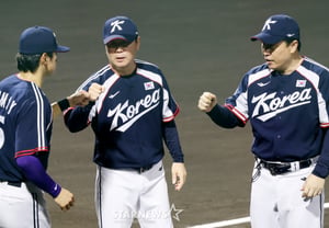 [Photo] "We are the fist!" Manager Ryu Ji-hyun