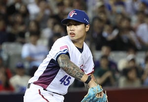 “咦?韩国以 0-5 输给日本了?”台湾王牌投手也大吃一惊。