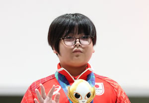 'Youngest All-Time AG Gold Medalist Kim' 11-Year-Old Japanese Elementary Student, Show Poker Face! "Embarrassed to Change My Expression → Overjoyed Inside" [Aichi Nagoya AG]