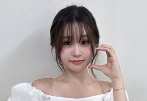 Kim Da-hyun, makes first official appearance after 'criticism from Shim Soo-bong'... "Couldn't post Chuseok video" [Star Issue]
