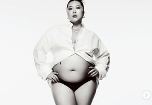 'Honorary British Citizen' Baek Jin-kyung "106kg Weight, Three-Digit Pregnant Woman"..Full-Term Photoshoot [Star Issue]