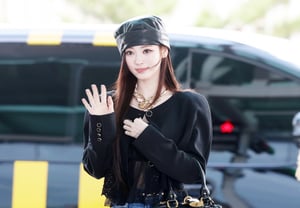 Anna, beautiful even from afar [★Photo]